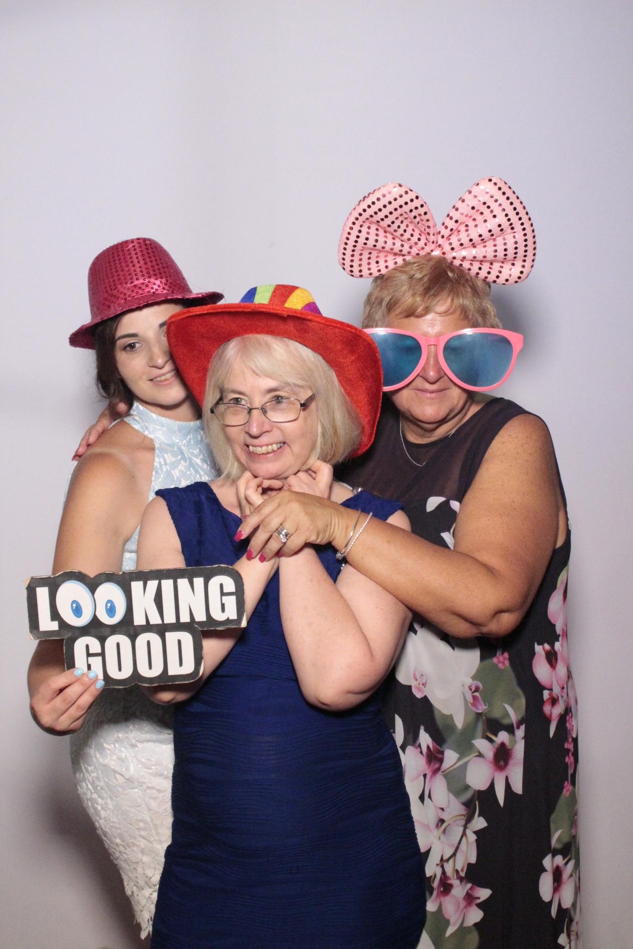Gemma & Scott's Wedding | View more photos from the event at gallery.myphotoboothexperience.co.uk/u/MyPhotoBoothExperienceLtd/Gemma-Scotts-Wedding